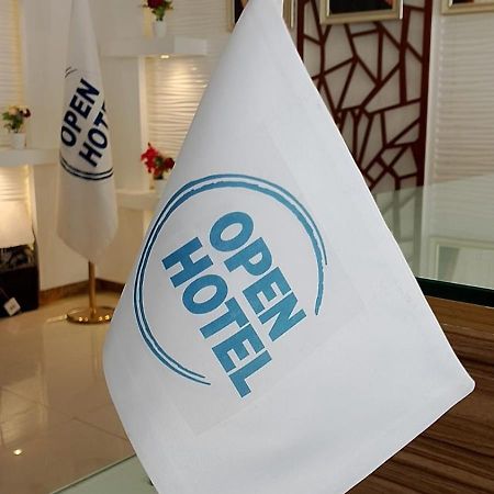 Open Hotel Riyad Extérieur photo