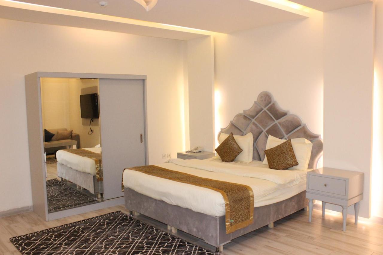Open Hotel Riyad Extérieur photo