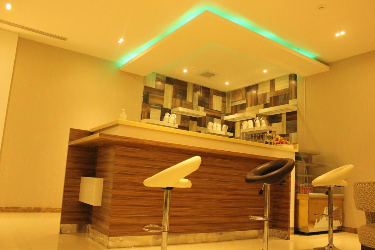 Open Hotel Riyad Extérieur photo